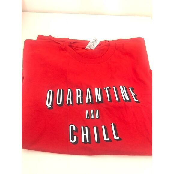 Quarantine and chill girls small tshirt - Picture 4 of 4